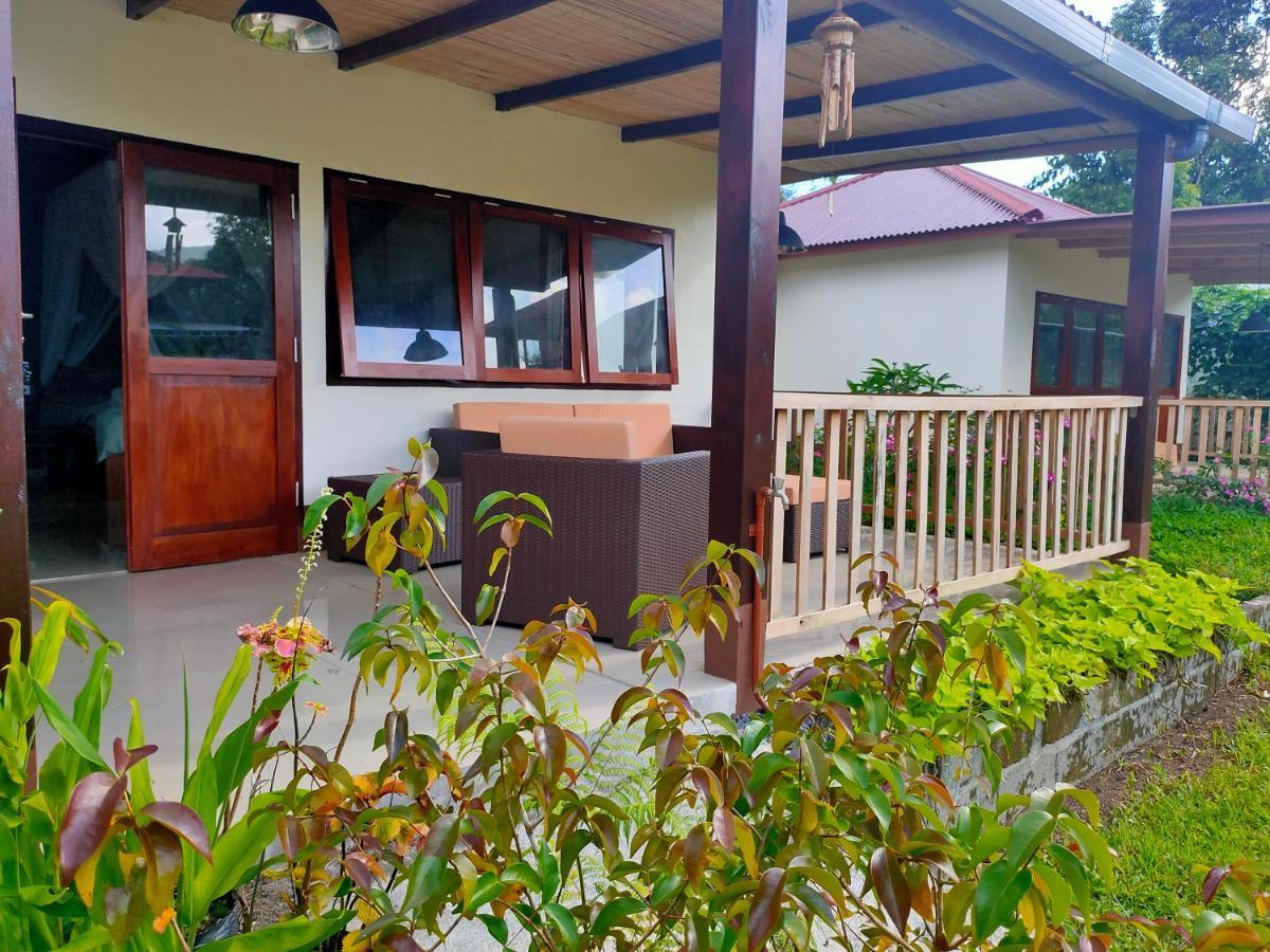 Ilasan Cottage. Tomohon Luaran gambar